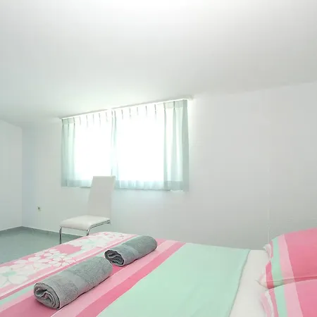 Apartment Milica 56