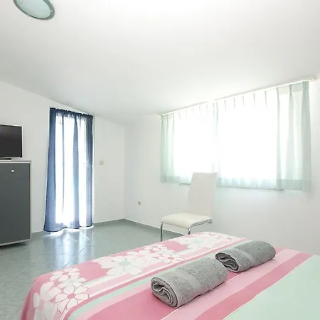 Milica 56 Apartment