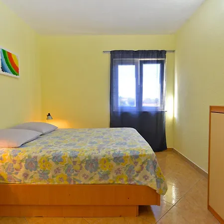 Milica 56 * Pula