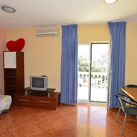 Apartment Milica 56