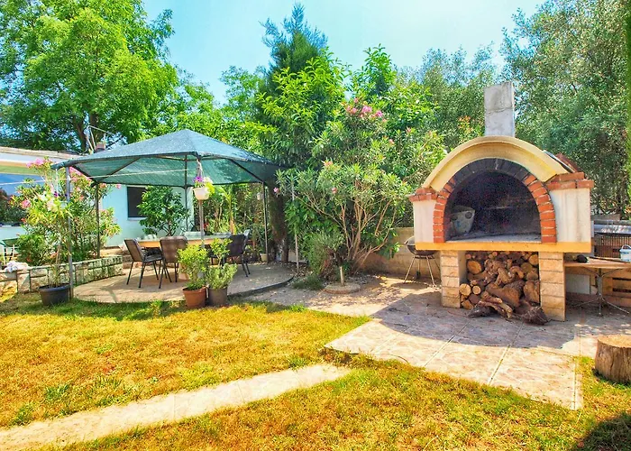 Milica 56 דירה פולה