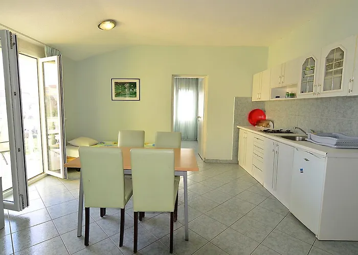 Apartament Milica 56