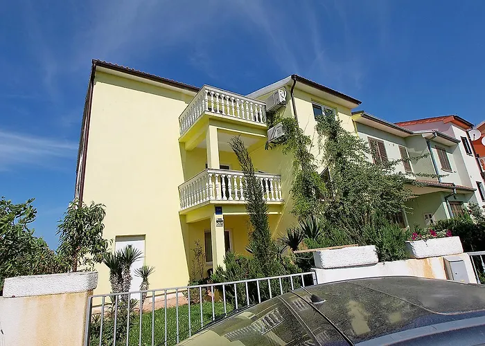 Milica 56 Apartament Pula